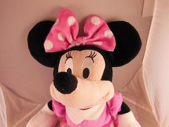 Minnie Mouse 17 inch Plush Doll in Pink Dress & Shoes Very pretty