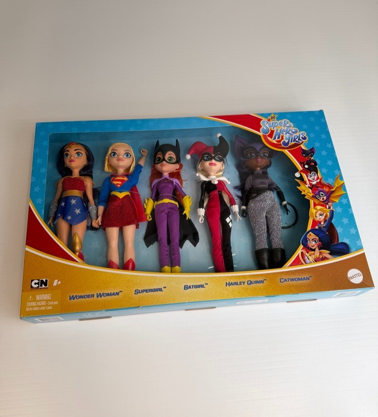 Super Hero Girls Doll Figure Set DC Comics Supergirl Catwoman Batgirl Collect Ni