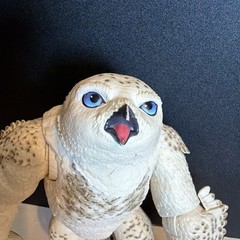 DUNGEONS & DRAGONS GOLDEN ARCHIVE OWLBEAR DORIC FIGURE WHITE HONOR AMONG THIEVES
