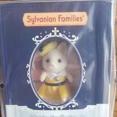 Sylvanian Families 2017 UK Fan Club Figure-Tiffany Golightly