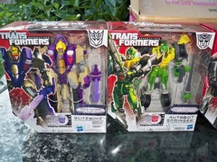 TRANSFORMERS 30TH FALL CYBERTRON SOUNDBLASTER GRIMLOCK SPRINGER BLITZWING