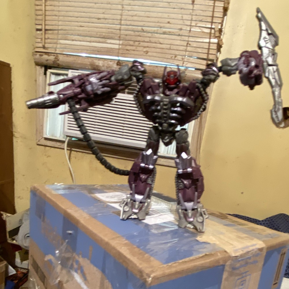 Hasbro Transformers Scorponok Decepticon Action Figure Purple Black Gray