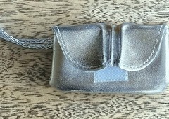 2 ZURU SURPRISE MINI BRANDS MINI FASHION HANDBAGS, BAGS, PURSES, PREOWNED MINT