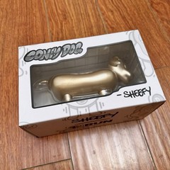 Sheefy McFly Coney Dog Sculpture 3.5″ Gold Edition 2022 Vinyl Figure 38/40 RARE