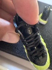 Nike Air Foamposite Electric Green 1/6 Scale