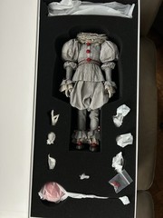 INART Pennywise It Premium Edition Figure, 1/6 Scale