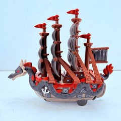 POP MART One Piece The Grand Line Series Vehicle Ship Figure – Dragon’s Ship