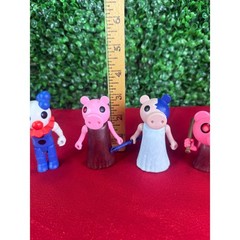 Roblox Piggy Series 1 Action Figure Bundle – Piggy, Clowny, Dinopiggy PhatMojo