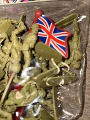 MTC Mini Figures World Famous Soldiers TY-9908 United Kingdom Toy Plastic NEW