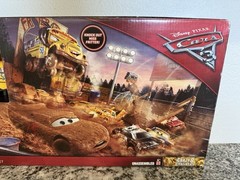 Disney Pixar Cars 3 Crazy 8 Crashers Smash & Crash Derby Playset – RARE – NEW
