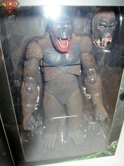 ULTIMATE KING KONG (CLASSIC MOVIE) 8″ Tall 7″ Scale Action Figure NEAR-MINT 2020