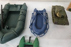 1990s era DAMAGED Military Vehicles Figures & Acc. Lot TANKS, Boats, Jeeps, Jets