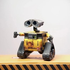Wall-E And Eve Mini Robot Movable Action Figure Party Toys Gift New in Box