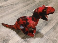 Jurassic Park World 20″ Plush T. Rex Dinausour Red NEW WITH TAGS