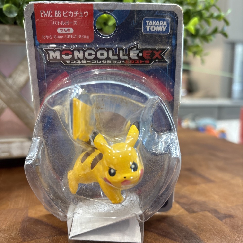 Moncolle EX Pokemon Pikachu Battle Pose Sun Moon 2 in/5 cm Figure Takara Tomy