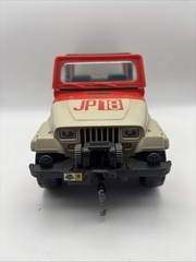 Jurassic World Legacy Collection JP18 Jurassic Park Jeep Wrangler Mattel 2018
