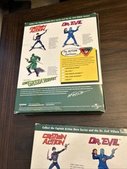 Set Of 2 Playing Mantis Green Hornet & KATO Captain Action Exclusive Figures !