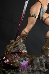 Red Sonja Hand Painted Statue Highly Detailed Collector Figure 30cm 11.8in