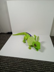 ZURU Green Running Lizard Toy w/ Tested works 14″
