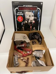 Hasbro Star Wars Vintage Collection Mandalorian AT-ST Raider Figure Vehicle New