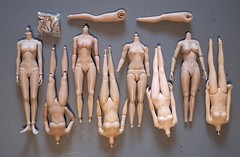 1/6 scale loose female body Lot A (please read description)
