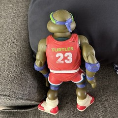 Donatello Vintage 1992 13″ Ninja Turtles Giant Slam Dunkin #23 Basketball Figure