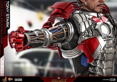 Hot Toys Iron Man 2 Tony Stark Mark V Suit Up Version Deluxe 1/6 Figure In Stock