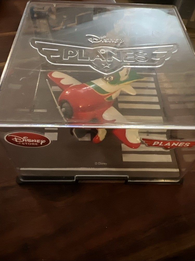 Disney Store Exclusive Planes El Chupacabra With Case