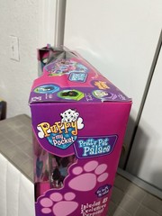 2008 Puppy In My Pocket & Friends Horse Playset! – 23 Pieces! NEW- DAMAGED BOX