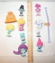 Trolls Band Together Movie Deluxe Figure Set of 14 Toy Kit with 10 Figures