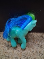 Vintage G3 My Little Pony Tropical Surprise Hasbro Blue Green Yellow Flower