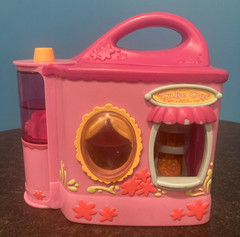 Littlest Pet Shop Doggie Diner playset Jack Russell puppy dog #40 turtle #8 accs