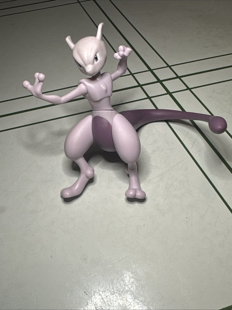 Jazwares Pokemon Select Series Mewtwo Figure 6”