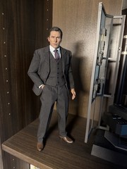 Hot Toys MMS750 The Dark Knight 1/6 Batman Armory with Bruce Wayne 2.0