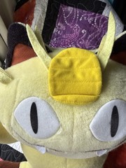 Vintage Hasbro Tomy 1999 Nintendo Pokemon Meowth Jumbo Plush 16″