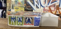 Vintage 1996 Tallgeese II Gundam Model Kit 1/144 Mobile Suit OZ-00MS2 Bandai