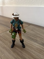 Rare Chap Mei Female Medic Jungle Adventure Explorer Woman Figure 3.75″ Figurine