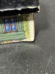 Thomas Wooden Railway Muffle Mountain Wood Train House – Britt Allcroft 2000