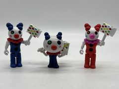 Roblox Piggy Toy Lot of 3 Red Blue CLOWNY Action Figures w/ Accessories Phatmojo