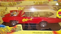The Monkees Monkee Mobile American Muscle 1:18 Die Cast Item 33150 NOS [1346]