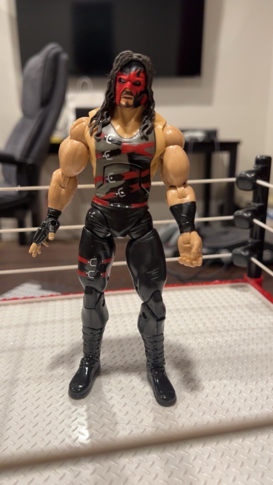 WWE Jakks Pacific Deluxe Classic 2008 Series 6 Kane Loose Figure