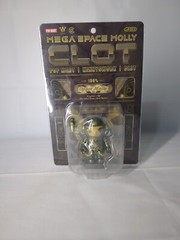 POPMART MEGA SPACE MOLLY 100% CLOT Green Thorns Toy Collectible FAST SHIP