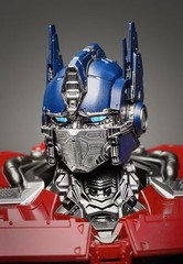 ThreeZero Transformers DLX Optimus Prime Custom Head (Magnetic light) US Seller