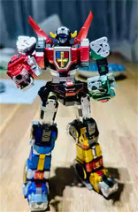 New In Stock Lucky Cat Micro Cosmos MC-01S Elvis Voltron Metallic Version Figure