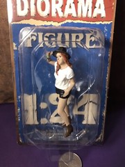 AMERICAN DIORAMA PARTYGOERS GIRL #1 1/24 SCALE