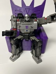 Transformers War for cybertron Earthrise Siege Throne Megatron Fig not Incl