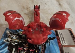 Bakugan Crismon & Pearl Dharak