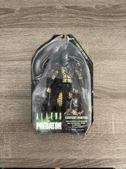 Aliens vs. Predator SERPENT HUNTER Video Game PREDATOR NECA Sealed MIP 2017