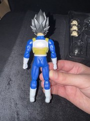 SH Figuarts Vegeta Daima Dragon Ball Z Action Figure