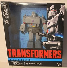 Transformers BUMBLEBEE & MEGATRON Studio Series 86 Leader SS86 *BOX NOT MINT!